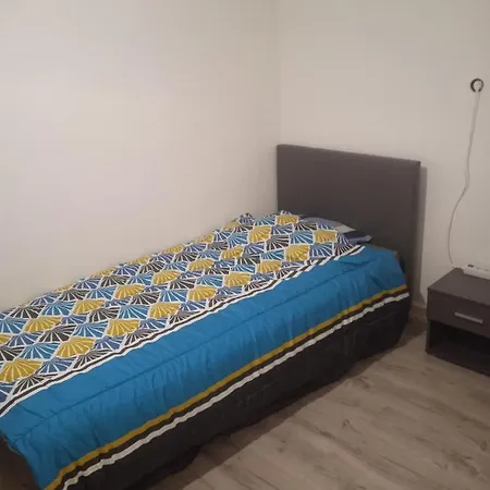 Quarto em Acomodações Particulares Chez Jeff *