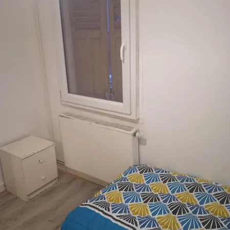 Quarto em Acomodações Particulares Chez Jeff Sarre-Union